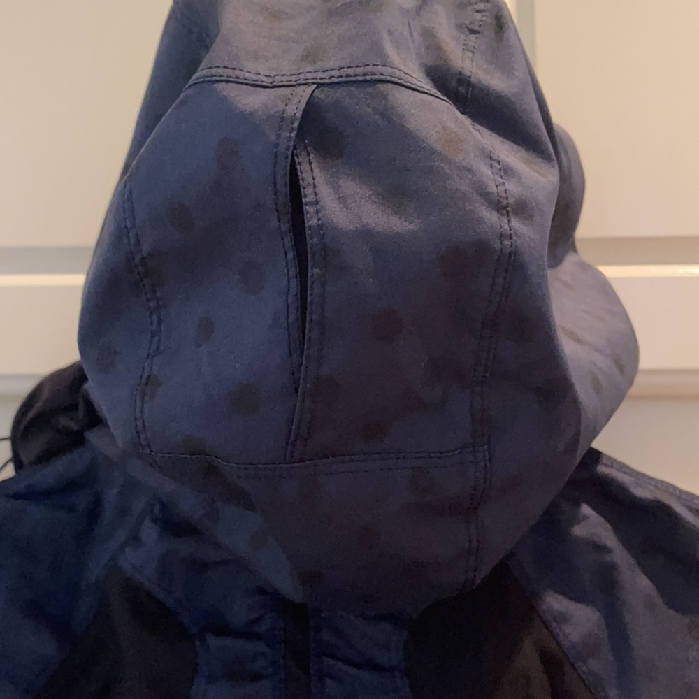 Lululemon Gather and Sprint Jacket - Picture 8 of 15